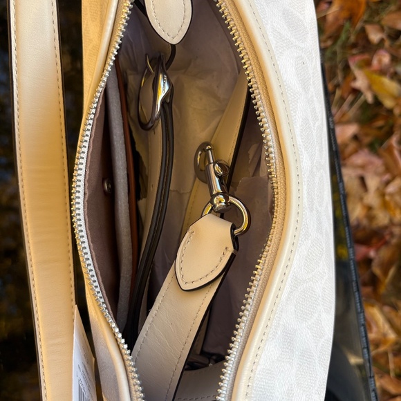 Coach Teri Small Shoulder Bag NWT Tags Cream/Neutral - Picture 11 of 13